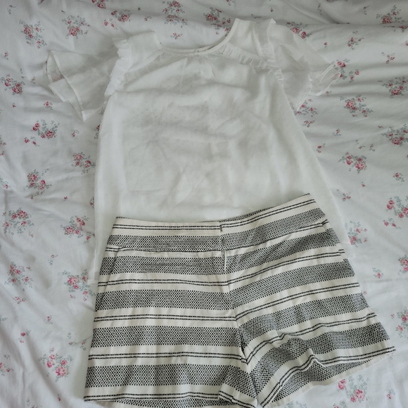 Women's shorts and top outfit Loft Brand XS 0 - Picture 1 of 6